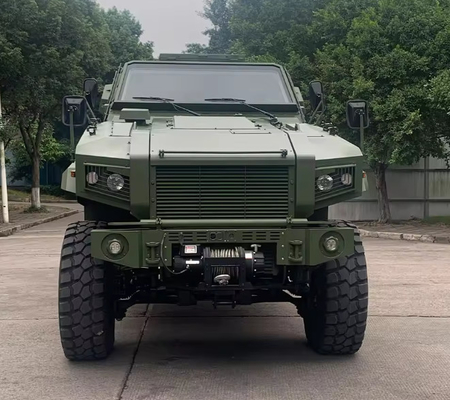 830KG 全重量装甲型警備車 全時間四輪駆動技術