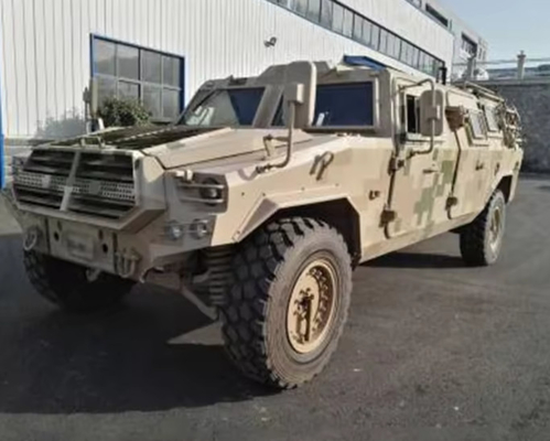 4×4装甲式暴動対策車両 巡査機 国境警備,通信司令部,攻撃 その他の任務